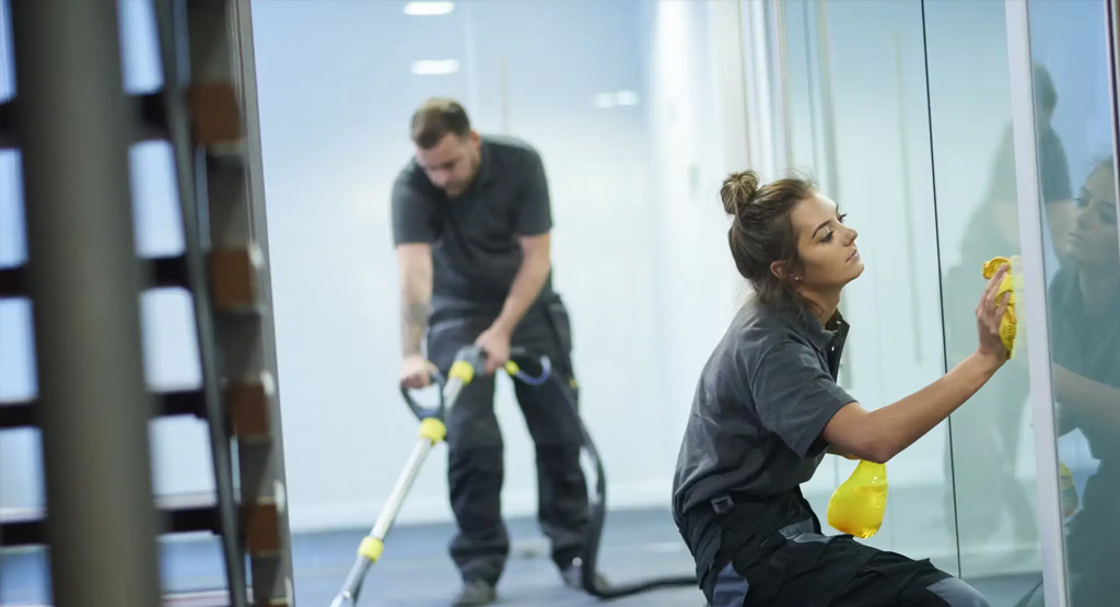 Multi-unit building exterior cleaning